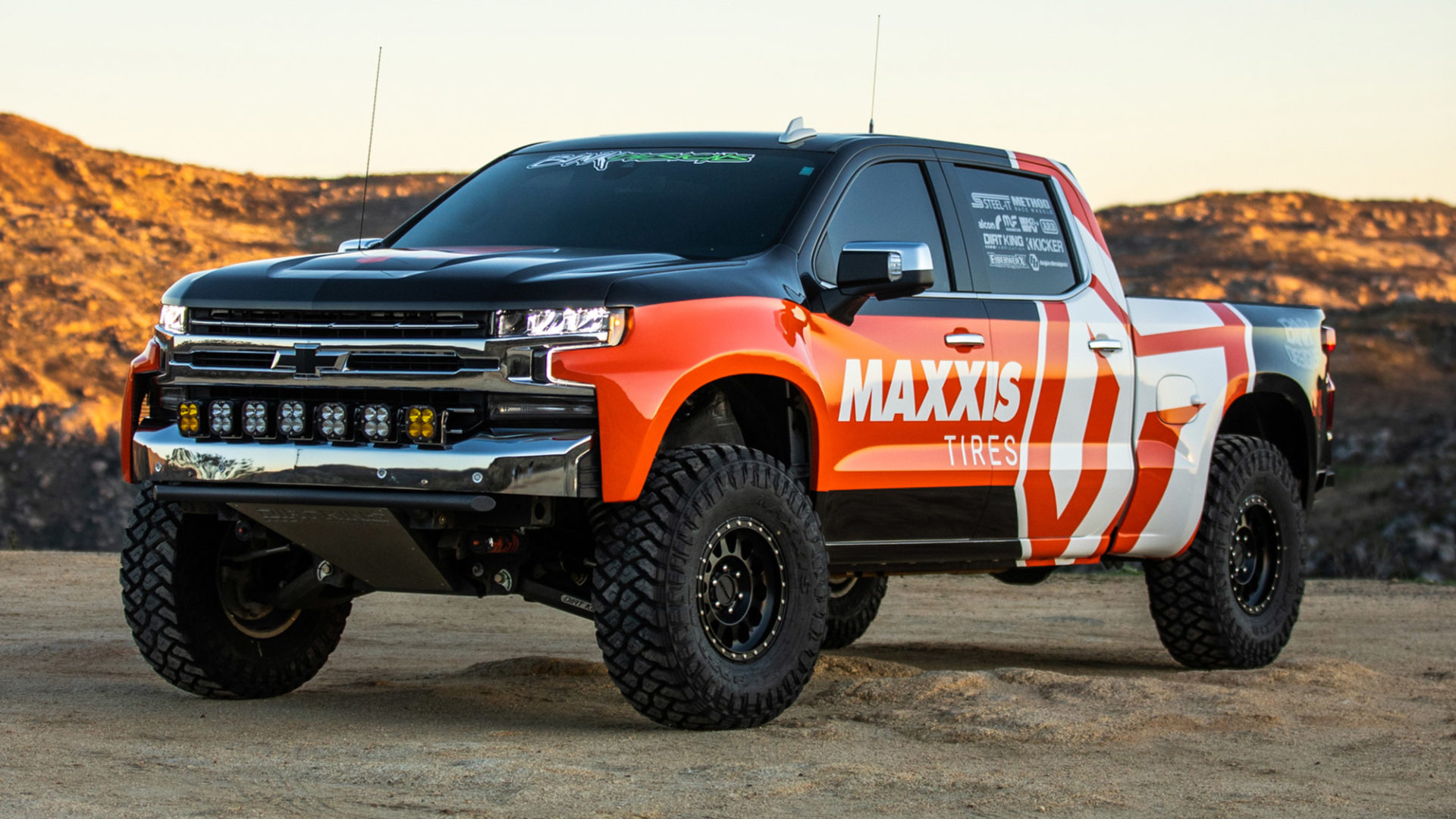 maxxis